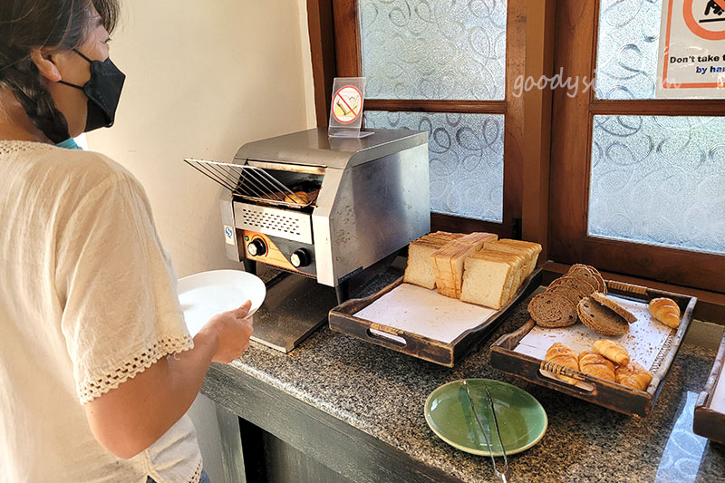อาหาร การกินขณะพักที่ Sunshine Garden Resort