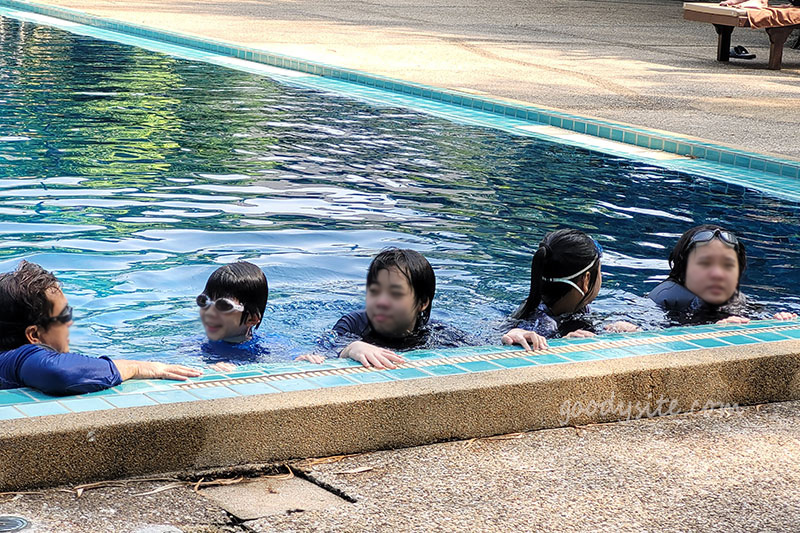 อาหาร การกินขณะพักที่ Sunshine Garden Resort