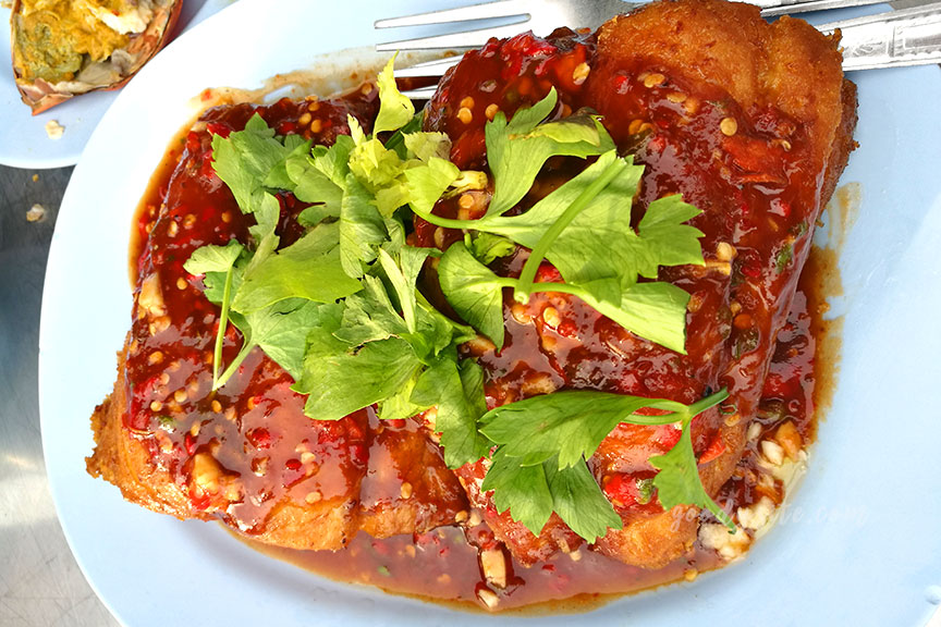 ตราด 6 ร้านบ้านทิวธารา ตราด กินปู ดูเหยี่ยวแดง
