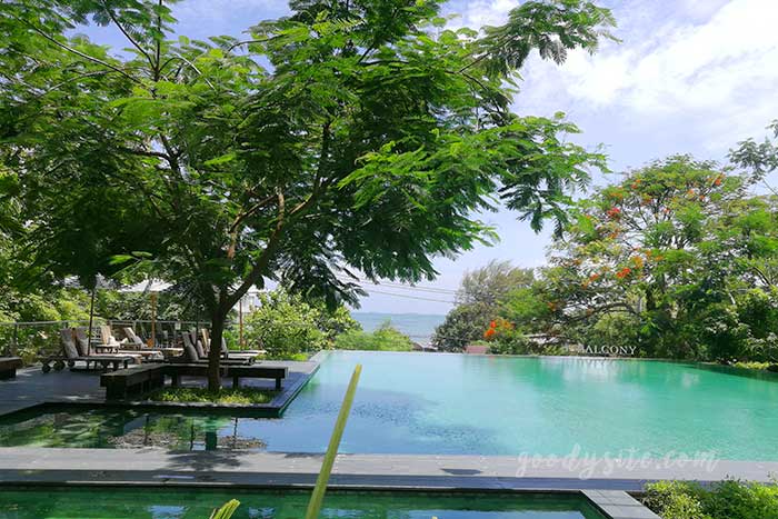 ศรีราชา 2 ที่พัก Balcony