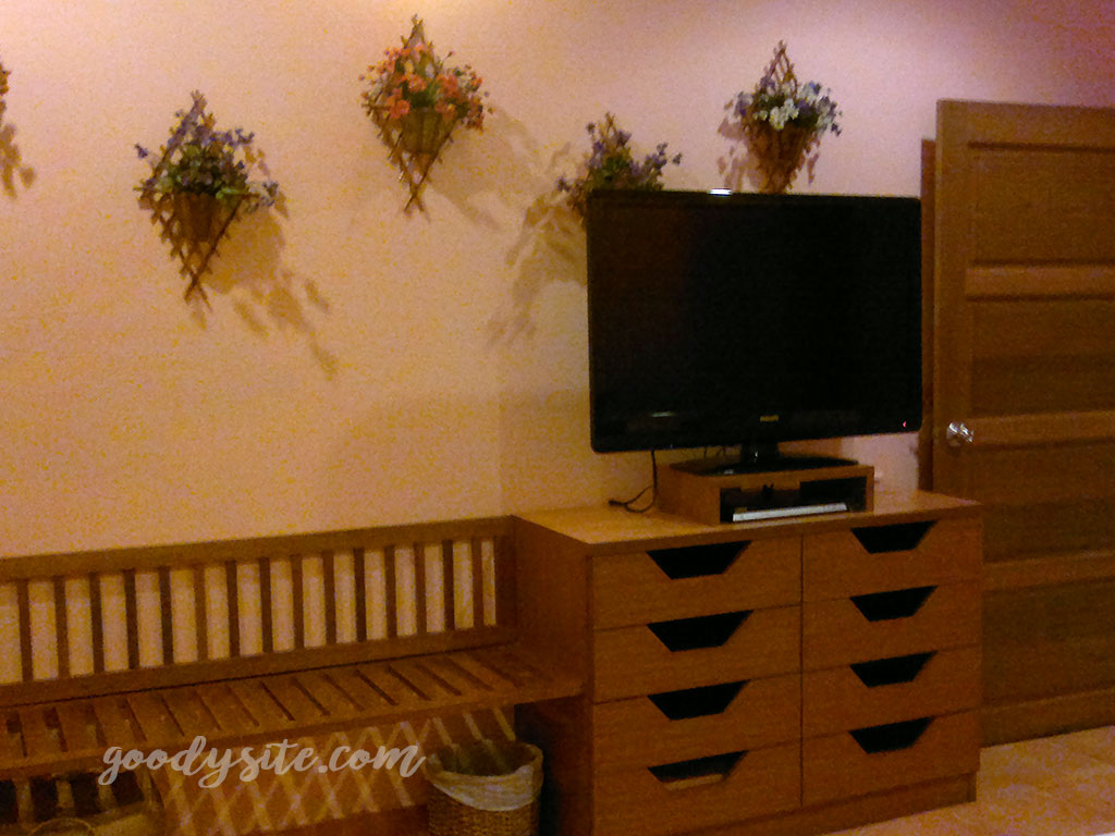 Birds & Bees Resort, Pattaya