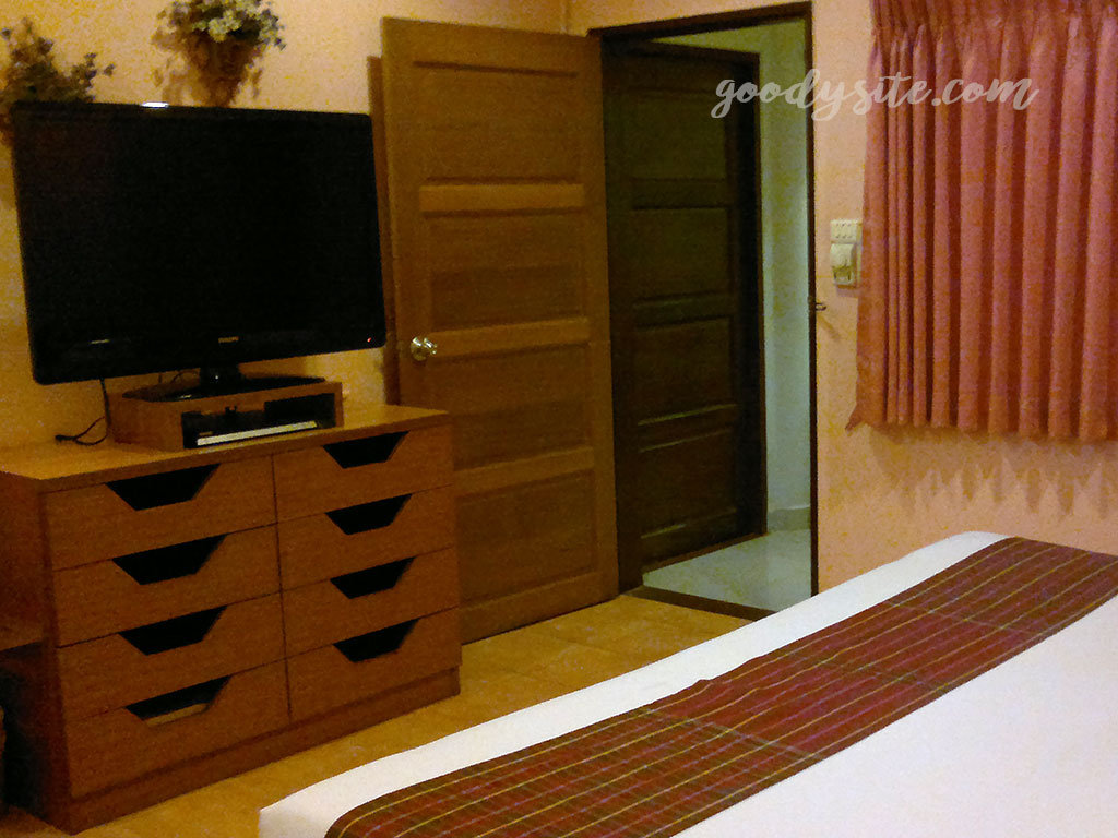 Birds & Bees Resort, Pattaya