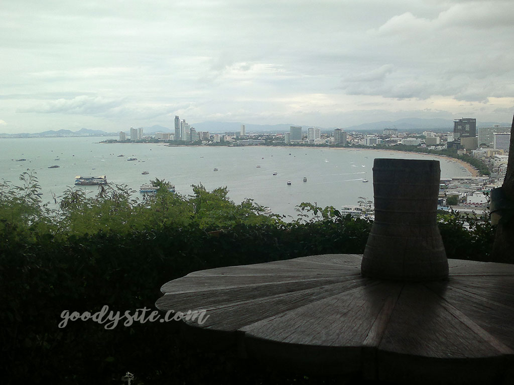 Birds & Bees Resort, Pattaya