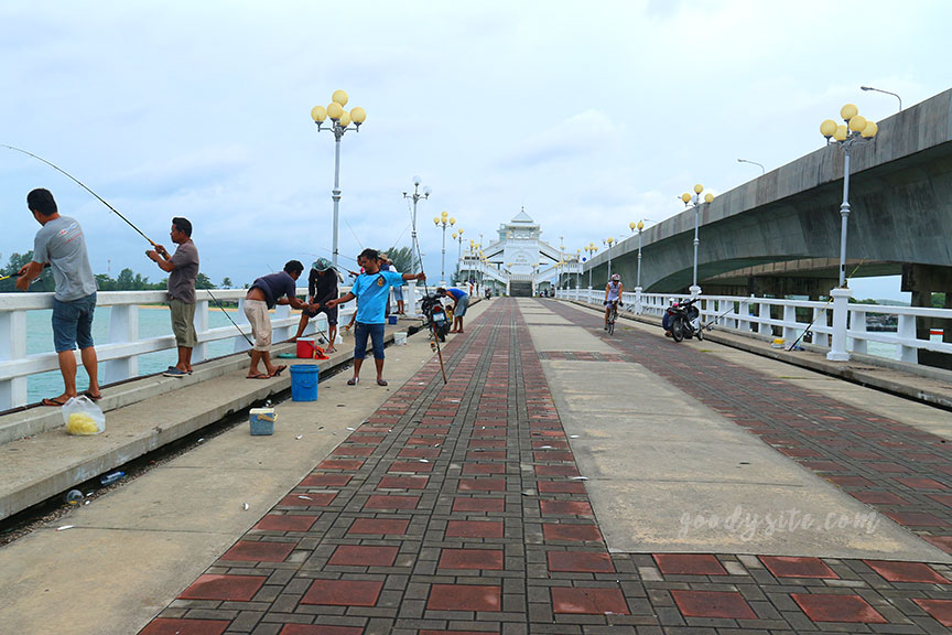 ภูเก็ต 2 สะพานสารสิน
